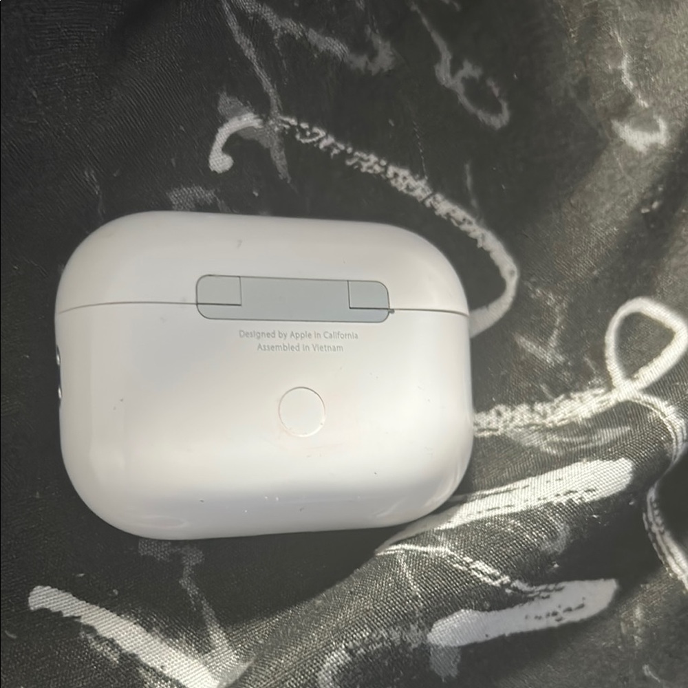 Apple Wireless Earbuds Charging Case medium in size heavy